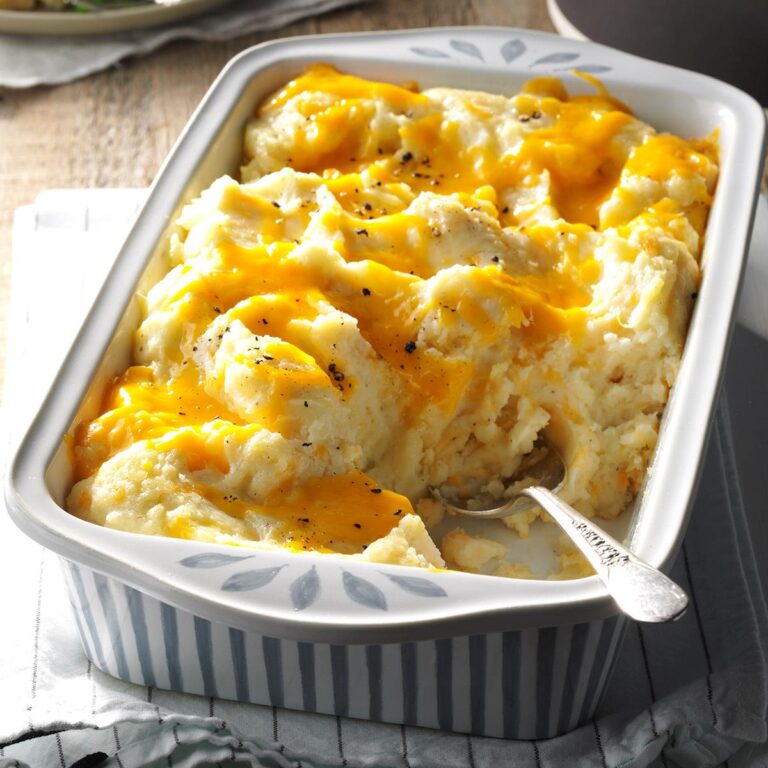 Cheesy-Mashed-Potatoes_EXPS_HPBZ16_17094_D05_25_4b